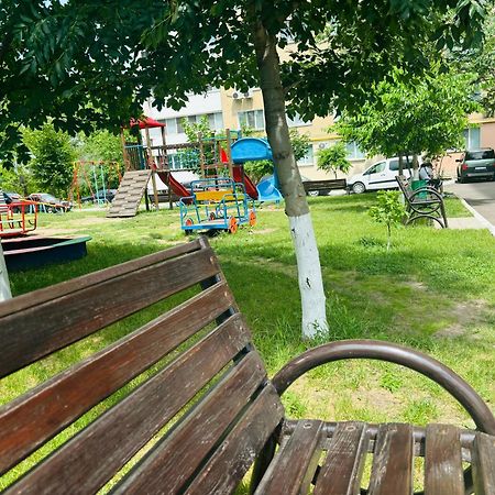 Svetlana Apartment キシナウ エクステリア 写真